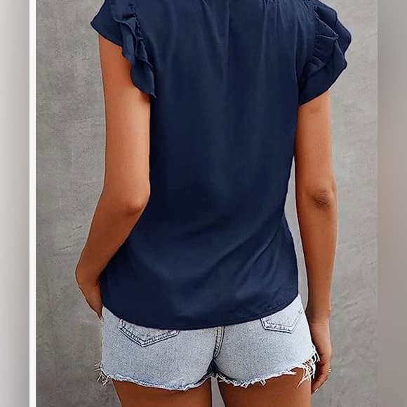 NWOT Women's Tops -V-Neck Cap Ruffle Trim Frilled Short Sleeve Tie Neck- Size XL - Picture 3 of 8